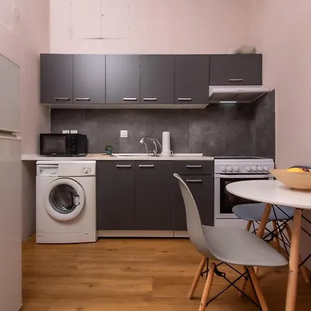 Apartment Houseloft White Tower Collection